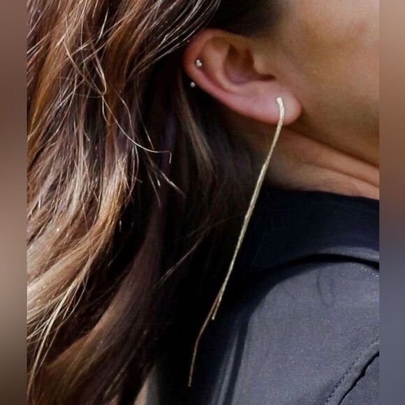 Long thin tassel drop earrings in gold #264 - Picture 1 of 8